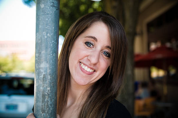 istock young urban woman portrait 172315737