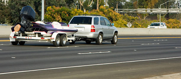 bootsfahrt - nautical vessel vehicle trailer towing ski stock-fotos und bilder