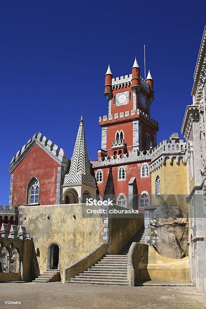 Castillo de cuento de hadas - Foto de stock de Palacio de Pena libre de derechos