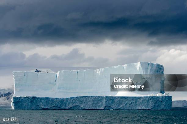 Antartide Iceberg Iii - Fotografie stock e altre immagini di Acqua - Acqua, Ambientazione esterna, Ambientazione tranquilla