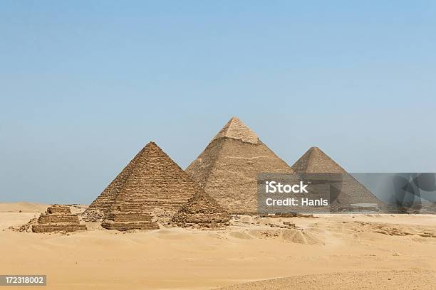 Pyramiden Von Gizeh Stockfoto und mehr Bilder von Alt - Alt, Antike Kultur, Antiker Gegenstand