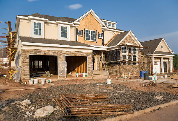 istock New House with Scaffolding 172318522