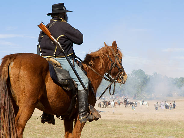istock Civil War Reenactment - Union Cavalryman on Horse 172318845