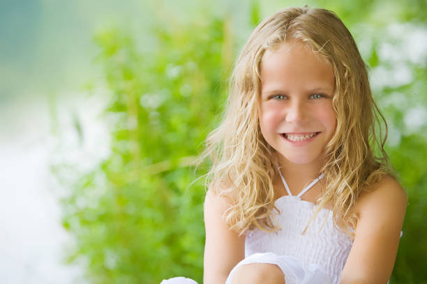Shot of an adorable little girl playing outsidehttp://195.154.178.81/DATA/i_collage/pu/shoots/790859.jpg