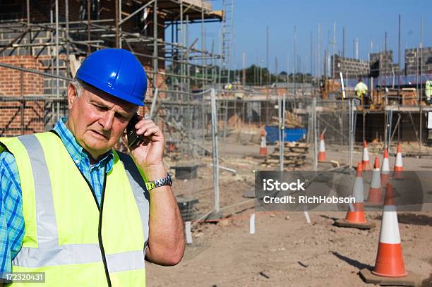 Photo libre de droit de Va Pas banque d'images et plus d'images libres de droit de Adulte - Adulte, Chantier de construction, Communication sans fil