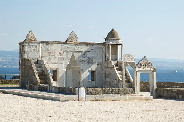 istock Mosque / Gallipoli / Turkey 172320834
