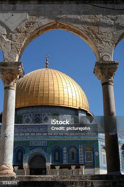 Arch Mit Dome Of The Rock Stockfoto und mehr Bilder von Al-Aqsa-Moschee - Al-Aqsa-Moschee, Beten, Bogen - Architektonisches Detail