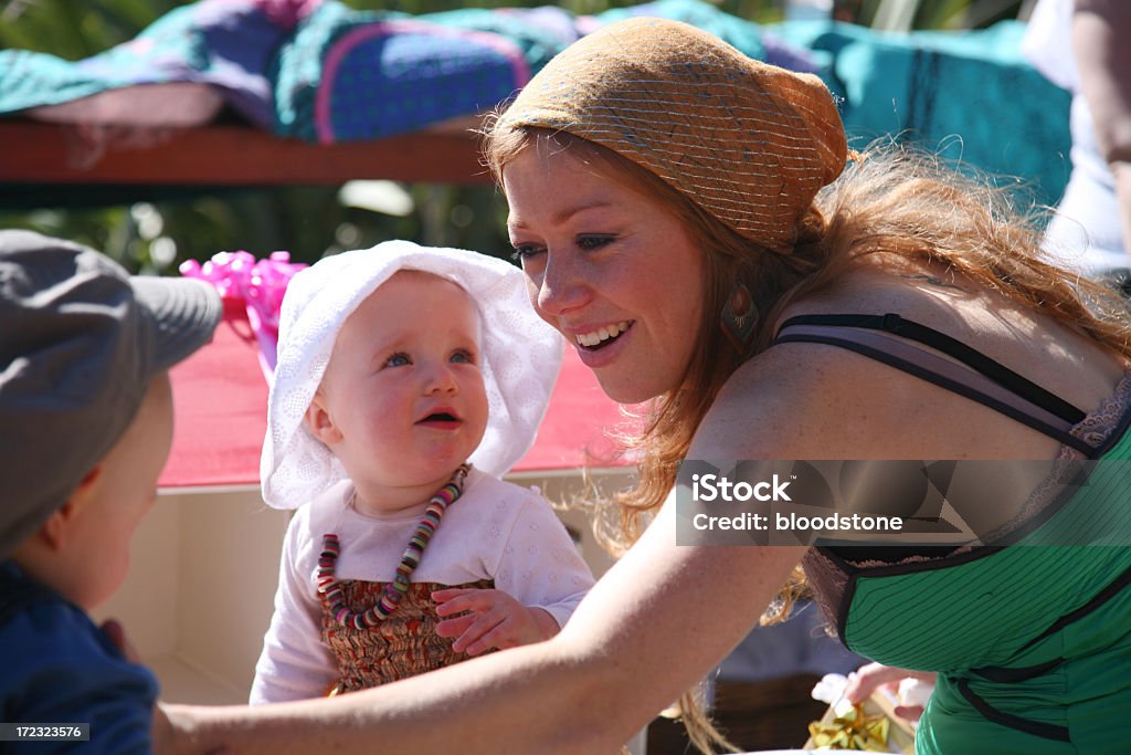 Matka i córka - Zbiór zdjęć royalty-free (12-17 miesięcy)