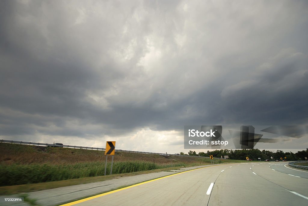 Tempestade na estrada. - Royalty-free Agoirento Foto de stock