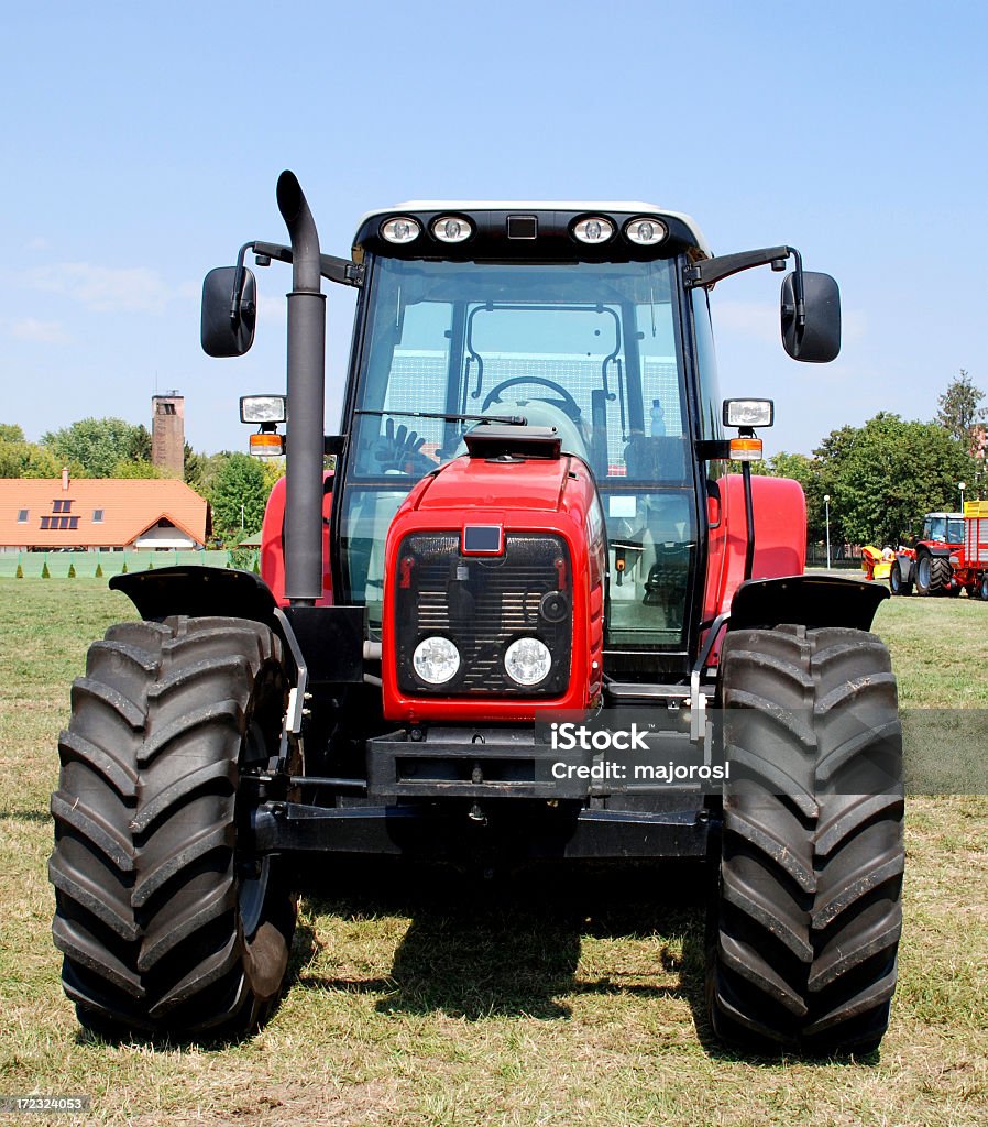 tractor nuevo - Foto de stock de Tractor libre de derechos