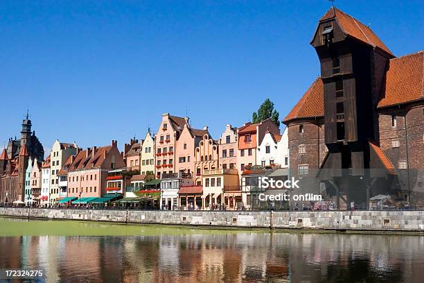 Gdańsk Żuraw Polska - zdjęcia stockowe i więcej obrazów Kawiarnia - Kawiarnia, Gdańsk, Panorama miasta