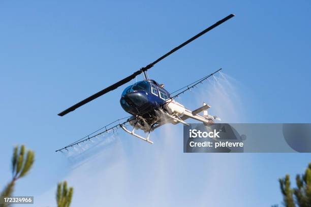 Foto de Corte Lembrança Helicóptero 1 e mais fotos de stock de Helicóptero - Helicóptero, Agricultura, Pulverizar