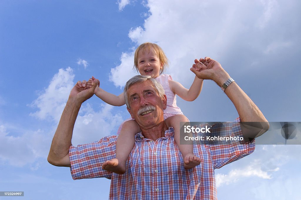 Abuelo y nieto - Foto de stock de Abuelo libre de derechos