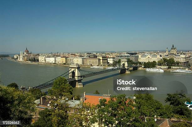 Foto de Budapeste Bridge e mais fotos de stock de Barco a vapor - Barco a vapor, Barco de passageiros, Budapeste