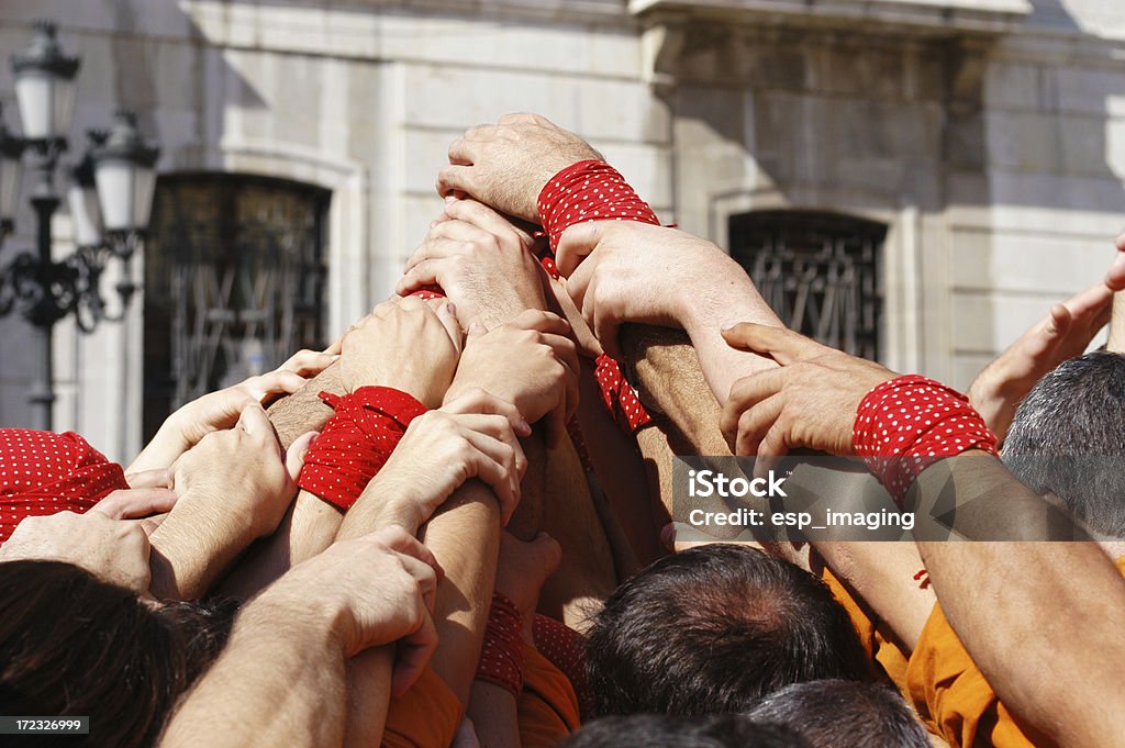 Castellars mani, Tarragona, Spagna - Foto stock royalty-free di Piramide umana