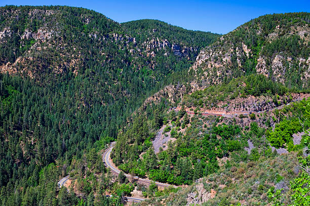 istock Oak Creek Canyon Switchback - Arizona, USA 172327592
