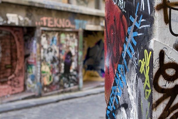 istock Graffiti Alley, Inner City Melbourne, Australia 172327990