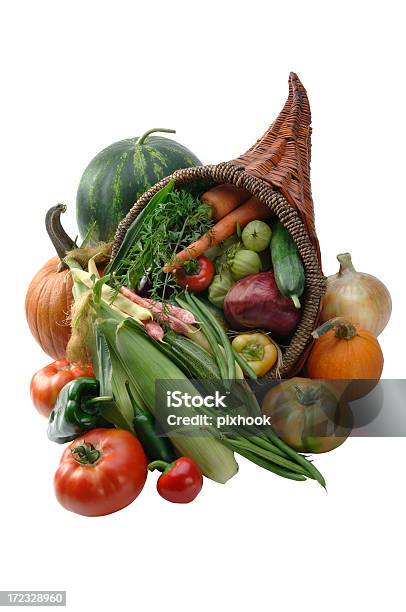 Corno Di Molto Con Percorso - Fotografie stock e altre immagini di Cornucopia - Cornucopia, Senza persone, Alimentazione sana