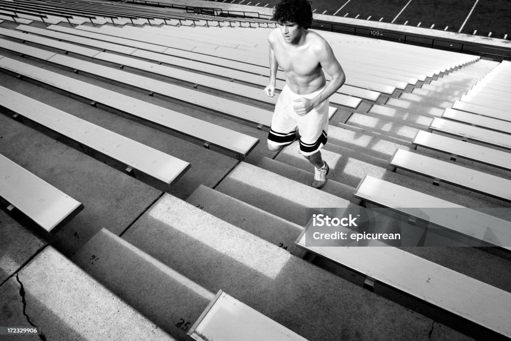 Extenuante treino no Estádio stairs - Royalty-free Correr Foto de stock