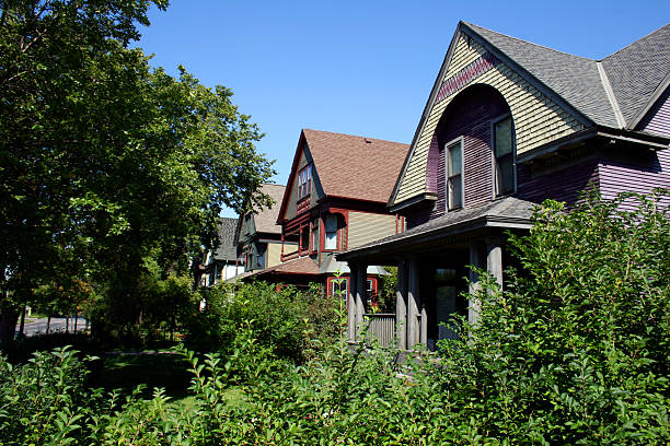 istock Corner o of Lake St. 172330560