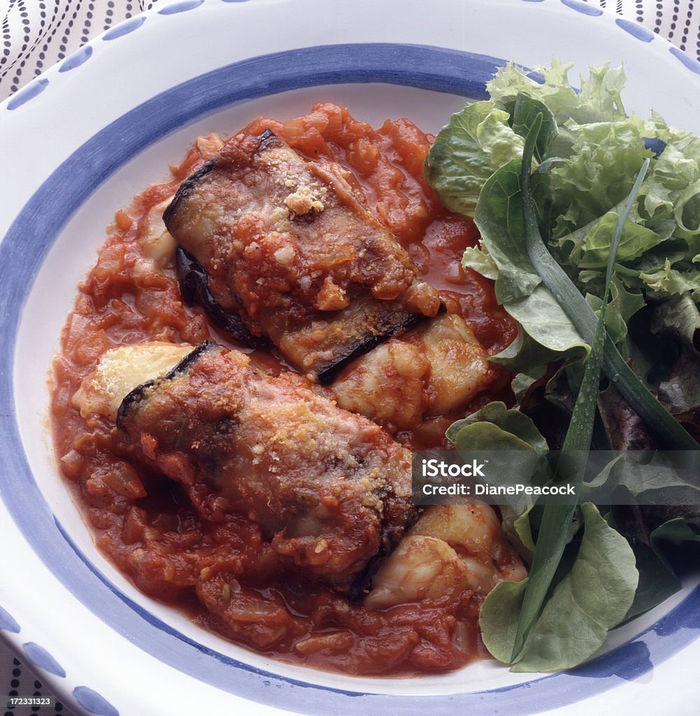 Brinjal rollos - Foto de stock de Salsa de tomate libre de derechos