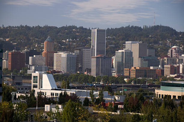 istock View of Portland, Oregon 172333829