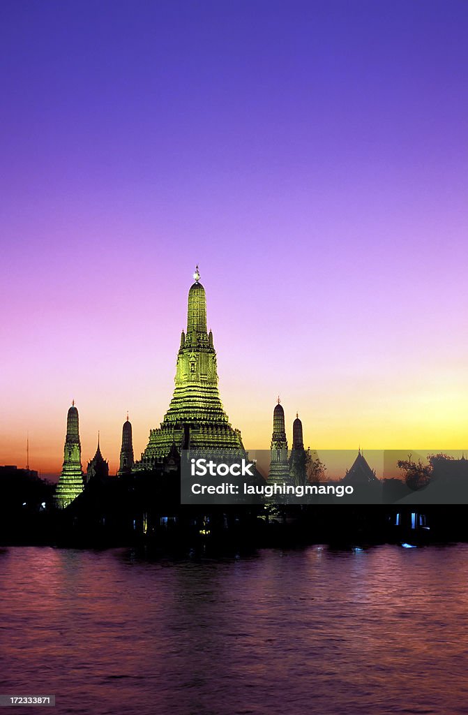 Ват Арун Храм, Б�ангкок, Таиланд - Стоковые фото Азиатская культура роялти-фри