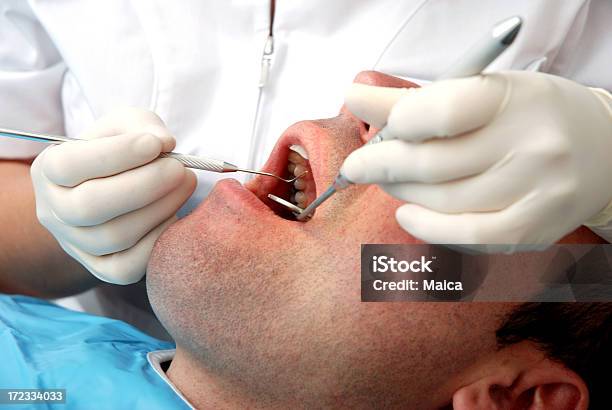 Foto de No Dentista e mais fotos de stock de Aberto - Aberto, Adulto, Dente Humano