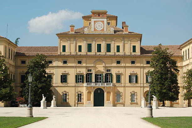 palazzo ducale parma - duke gardens foto e immagini stock