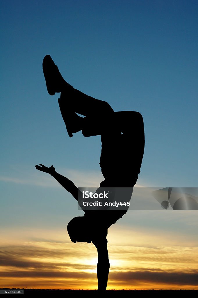 Acrobate - Photo de Breakdance libre de droits