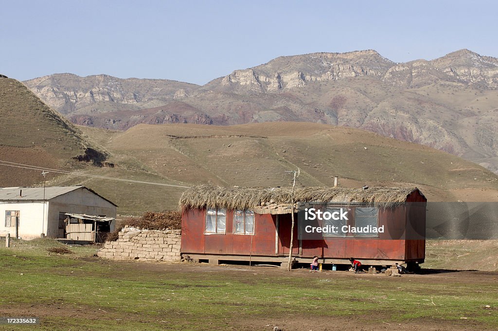 Casa de los pobres en Tayikistán - Foto de stock de Campo de refugiados libre de derechos
