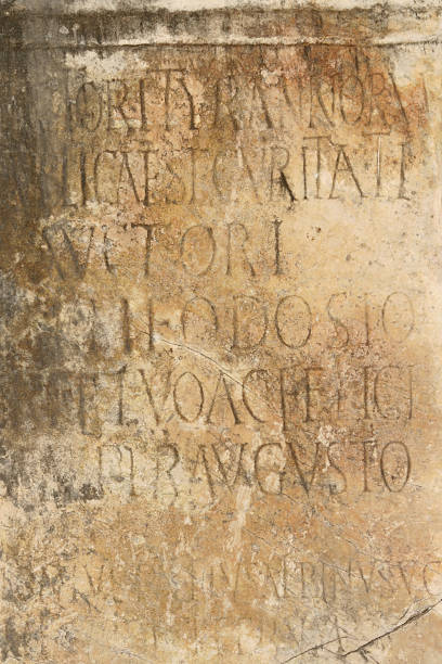 古代ローマのストーン、ラテン文字 - ancient rome text latin script roman ストックフォトと画像