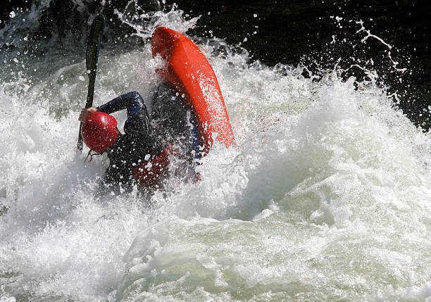 черно-белые - white water atlanta kayak rapid kayaking стоковые фото и изображения