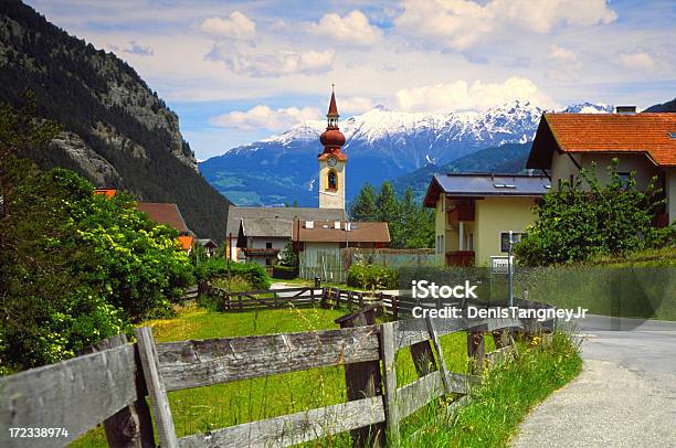 Austria Foto de stock y más banco de imágenes de Aldea - Aldea, Alpes Europeos, Anticuado