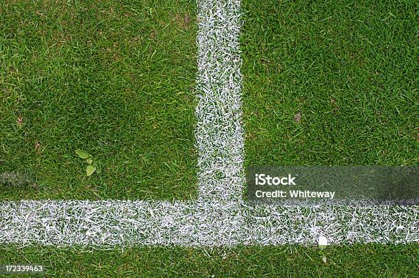 Grass Court Tennisservicetshirt Stockfoto und mehr Bilder von Wimbledon - Wimbledon, Gras, Tennis