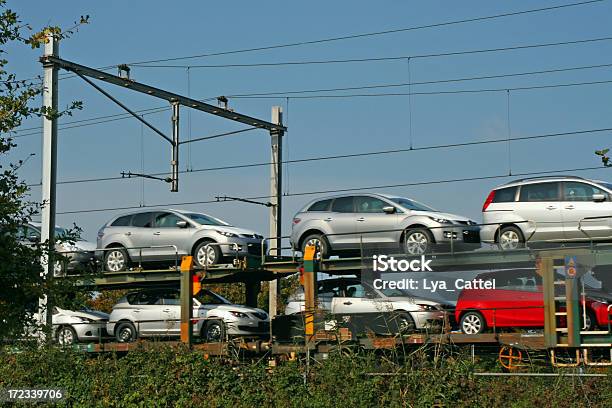 Auto Nuove Trasporto 1 - Fotografie stock e altre immagini di Automobile - Automobile, Treno, Traffico