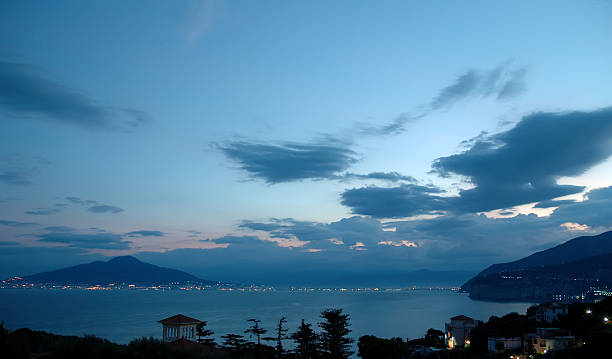 Bay of Naples Sonnenaufgang – Foto