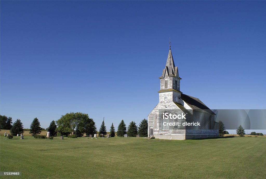 vintage-Land-Kirche - Lizenzfrei Ländliches Motiv Stock-Foto