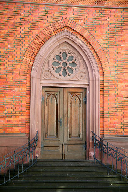 istock Church entrance 172339896
