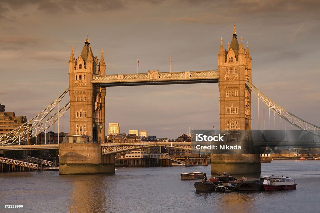 Tower Bridge - Royalty-free Alto - Altura Humana Foto de stock