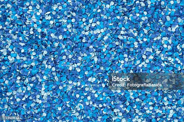 Blue Gestanzte Papier Punkte Stockfoto und mehr Bilder von Konfetti - Konfetti, Blau, Texturiert