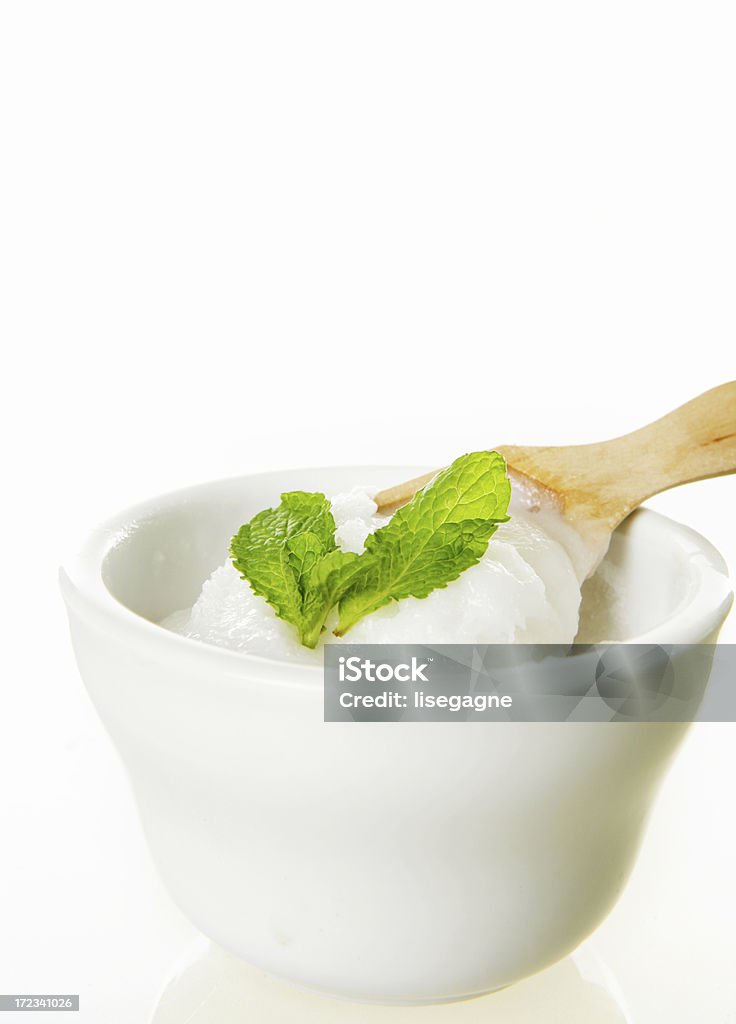 Crema humectante y mint - Foto de stock de Aromaterapia libre de derechos