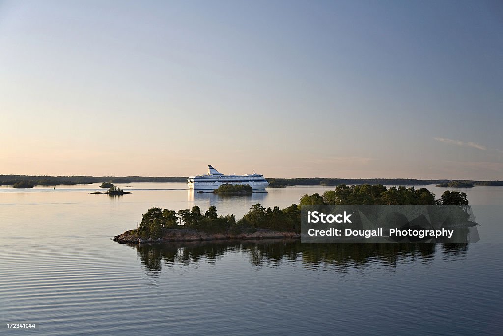 Auto traghetto Barca a vela nell'arcipelago di Stoccolma - Foto stock royalty-free di Crociera