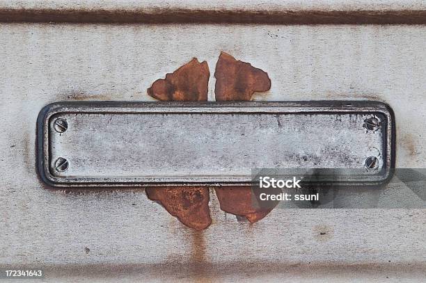 Vazia Placa De Nome - Fotografias de stock e mais imagens de Metal - Metal, Antigo, Crachá - Acessório