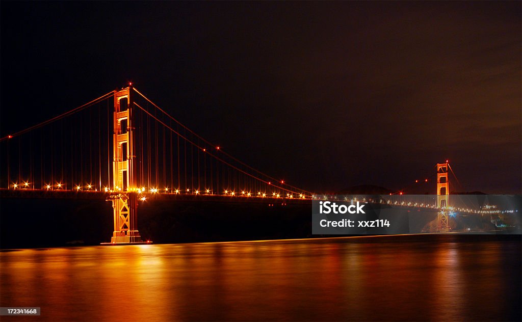 Le Golden Gate Bridge de nuit à San Francisco - Photo de Acier libre de droits