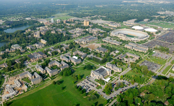 université américaine du midwest américain - university of notre dame photos et images de collection