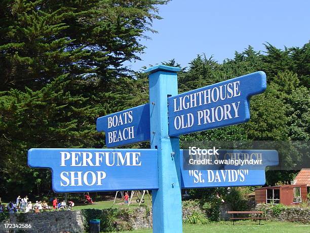 Caldey Island Pembrokeshire Waleswegweiser Stockfoto und mehr Bilder von Insel - Insel, Abtei, Wales