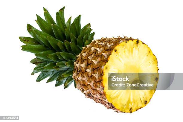 Reife Ananas Isoliert Stockfoto und mehr Bilder von Ananas - Ananas, Bitter-Bier, Einzelner Gegenstand