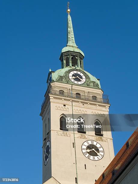 Munich Iglesiastorre De San Pedro Foto de stock y más banco de imágenes de Alemania - Alemania, Alta Baviera, Antiguo