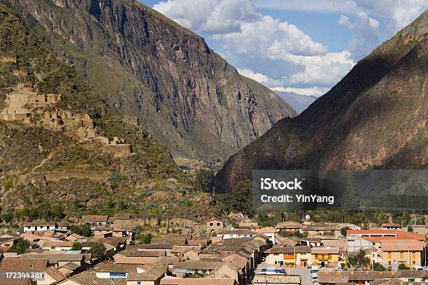 Sagrado Valley Inca Village Foto de stock y más banco de imágenes de Aldea - Aldea, América del Sur, Antiguo